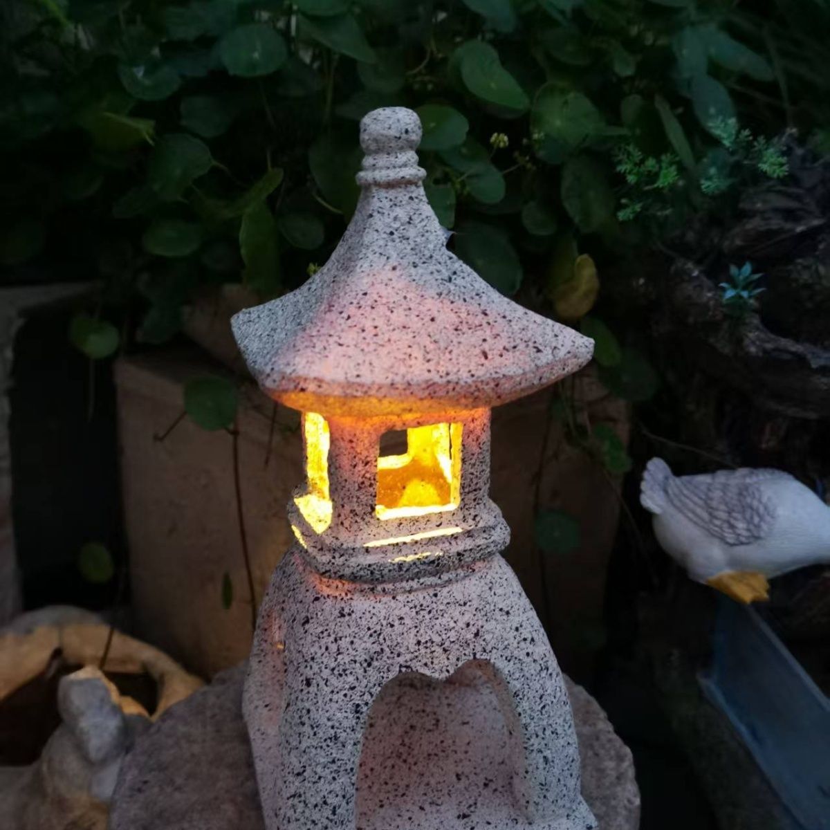 Outdoor Zen Lighting - โคมไฟตกแต่งสวนพลังงานแสงอาทิตย์ทรงเจดีย์ โคมไฟตะวันออกกลาง โคมไฟหินญี่ปุ่น ประติมากรรมเซน ตกแต่งสนามหญ้า
