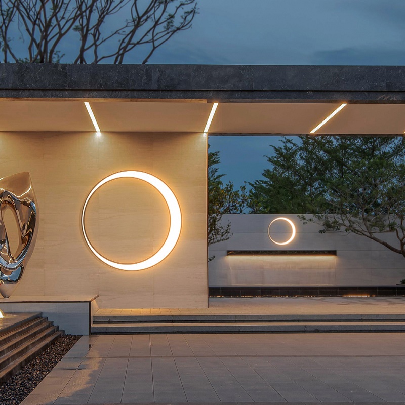 โคมไฟติดผนังกลางแจ้งทรงพระจันท - Outdoor Lighting Up And Down บทวิจารณ์และราคา