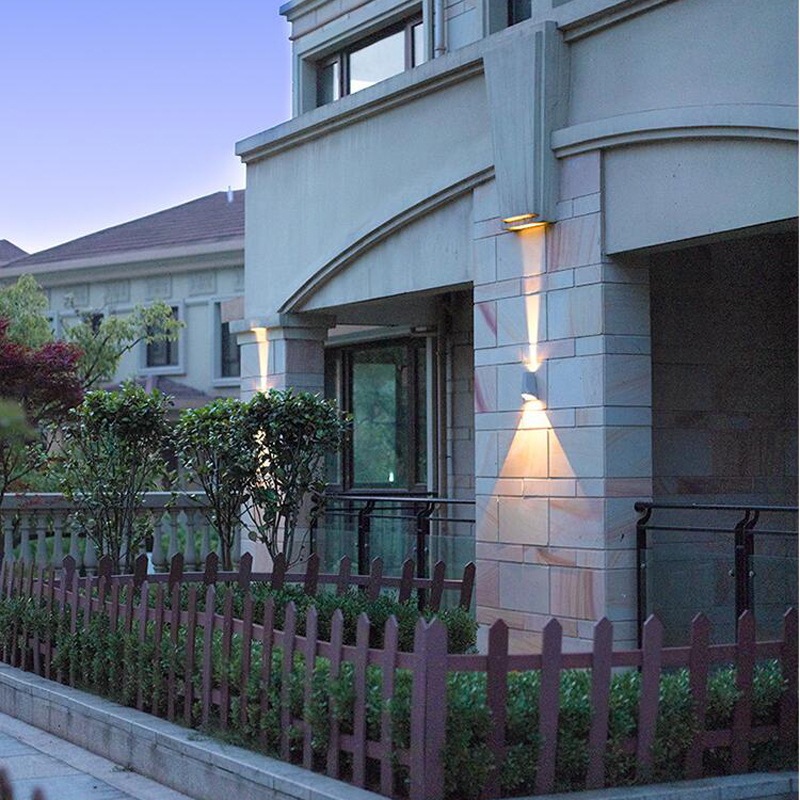 12W LED กลางแจ้งและในร่มโคมไฟ  - Outdoor Lighting Up And Down บทวิจารณ์และราคา